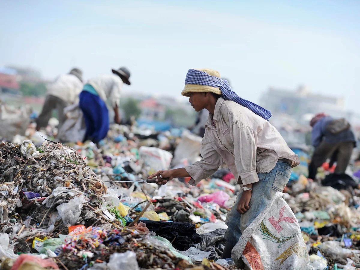 Neak Reu Ejai waste pickers